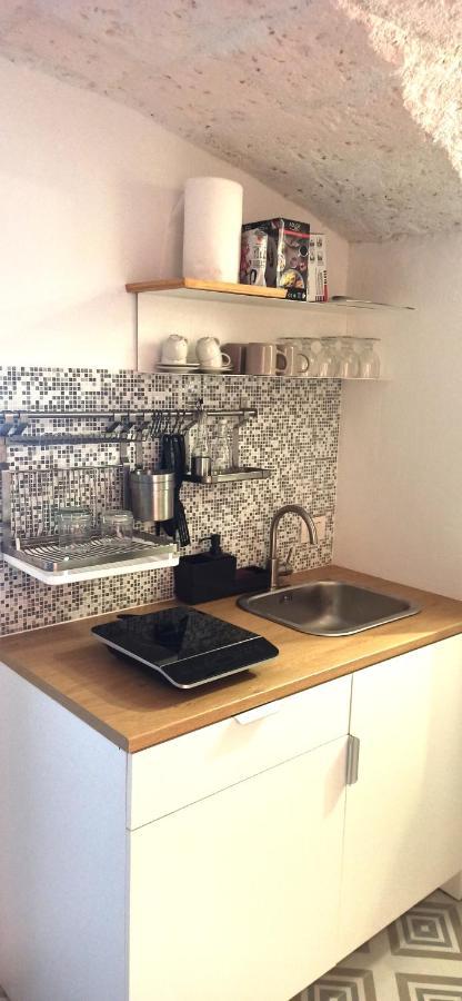 Casa Nella Pietra Viva Apartment Bari Luaran gambar
