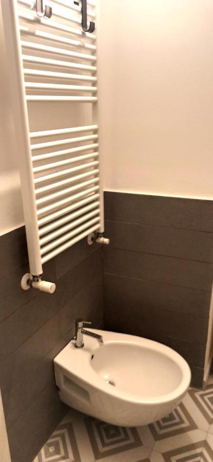 Casa Nella Pietra Viva Apartment Bari Luaran gambar