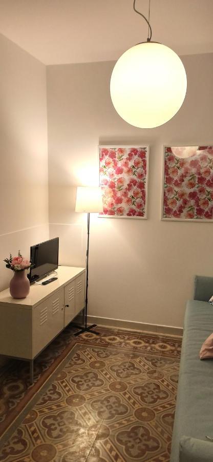 Casa Nella Pietra Viva Apartment Bari Luaran gambar