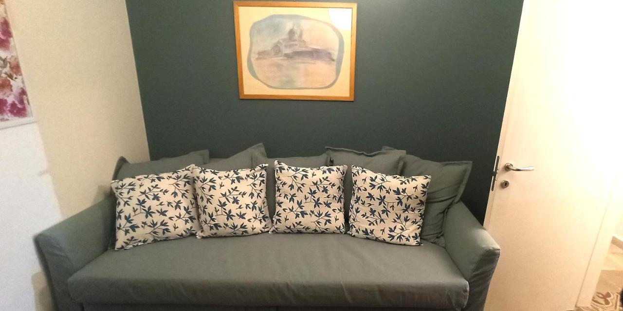 Casa Nella Pietra Viva Apartment Bari Luaran gambar